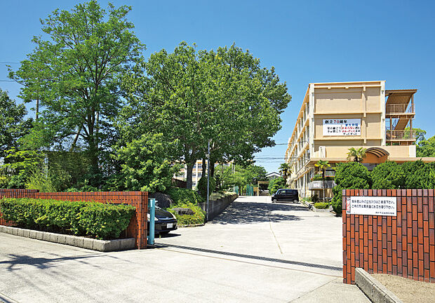 神戸市立岩岡中学校