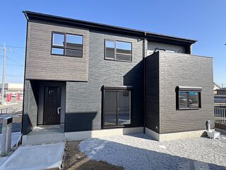 ＜古河市大堤＞徒歩9分以内にスーパーやドラッグストアが揃い、駅まで徒歩圏内の便利な立地 その他