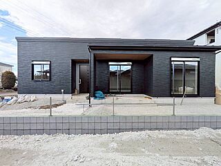 ＜ファイブイズホーム＞壬生小学校エリア。壬生町城址公園のすぐそば。全2区画の分譲地。 外観