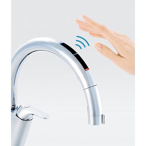 【LIXIL:タッチレスハンドシャワー水栓】センサーに手をかざすだけで水を出せます。汚れた手でも操作できるので衛生的!