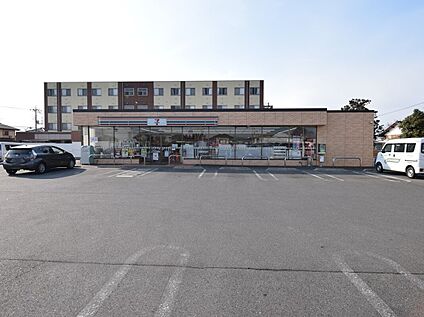 セブンイレブン 前橋小相木町店 約1,060m(徒歩約14分)