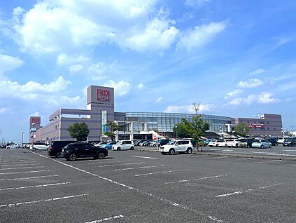 宇都宮福田屋FKDインタパーク店 900ｍ(徒歩12分)