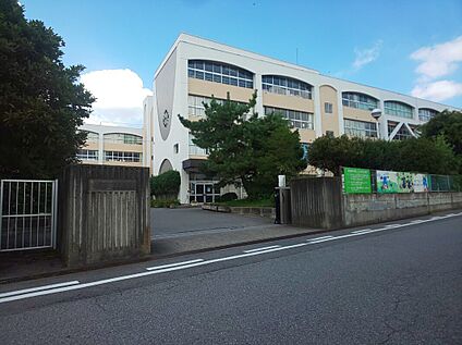 宇都宮市立若松原中学校 807ｍ(徒歩11分)
