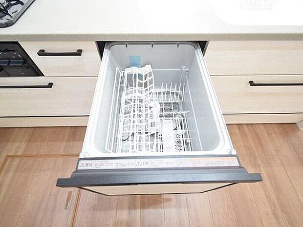 【【１号棟：食洗機】】忙しい毎日の家事の負担を軽減する食洗機付き！キッチンと一体化し、デザイン性も優れています！