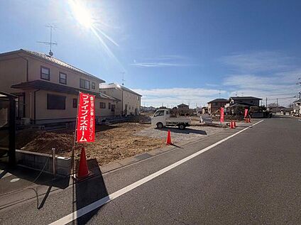 【前面道路写真】