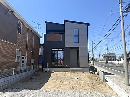【2号棟　現地外観写真】