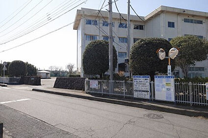 岩舟小学校 約1,170m(徒歩約15分)