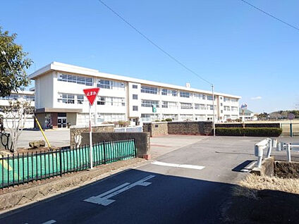 岩舟中学校 約970m～1,040m(徒歩約13分)