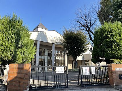 古河第２小学校 約830ｍ(徒歩約11分)