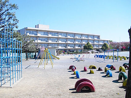 上柴東小学校 約1000ｍ(徒歩13分)