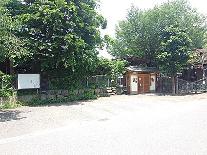 ありんこ保育園 約560m(徒歩7分)