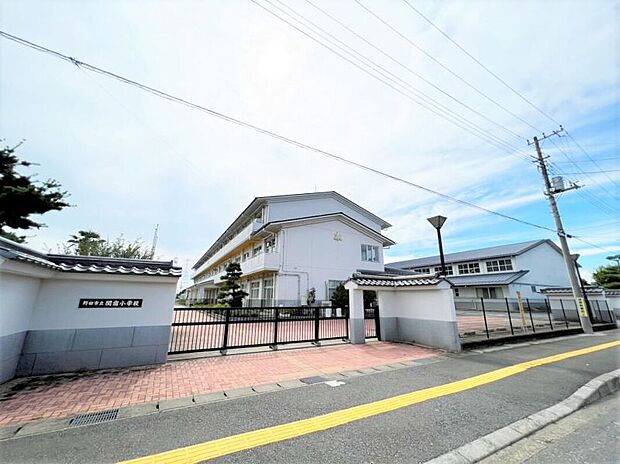 関宿小学校(約420m)