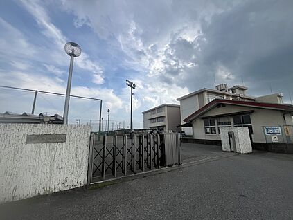 宇都宮市立横川中学校 1769ｍ(徒歩23分)