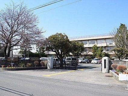 熊谷市立熊谷西小学校 約1,410m(徒歩18分)