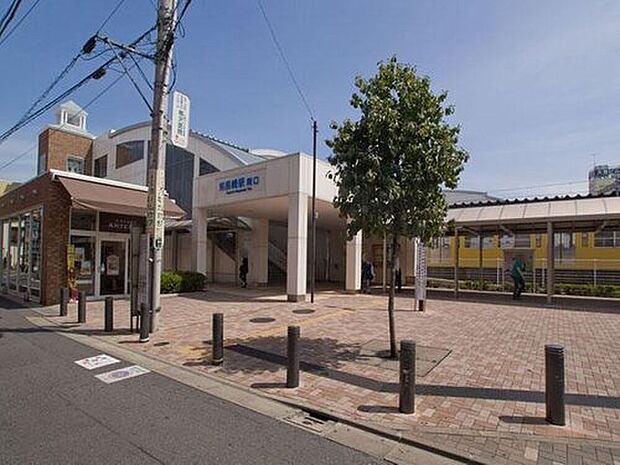 西武池袋線「東長崎」駅より徒歩10分のロケーションです。