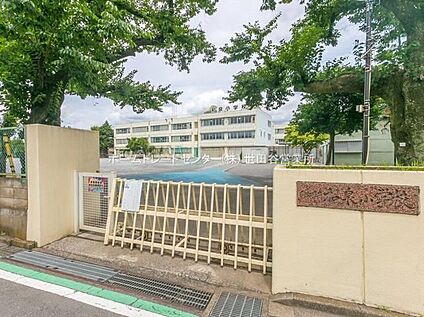 狛江市立和泉小学校 960m(徒歩12分)