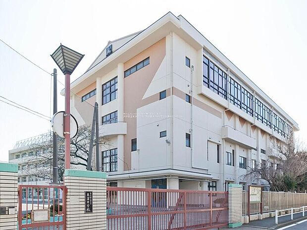 大田区立東蒲中学校(約110m)
