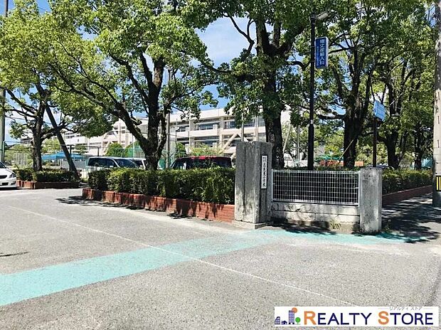 志免町立志免東小学校（約750m）