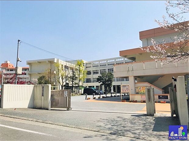 福岡市立大池小学校（約1,200m）