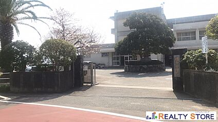 太宰府市立国分小学校 1400m