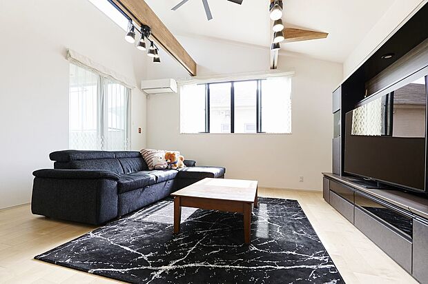 【梁みせ天井】梁みせ天井は空間のお洒落度が1ランクアップします!