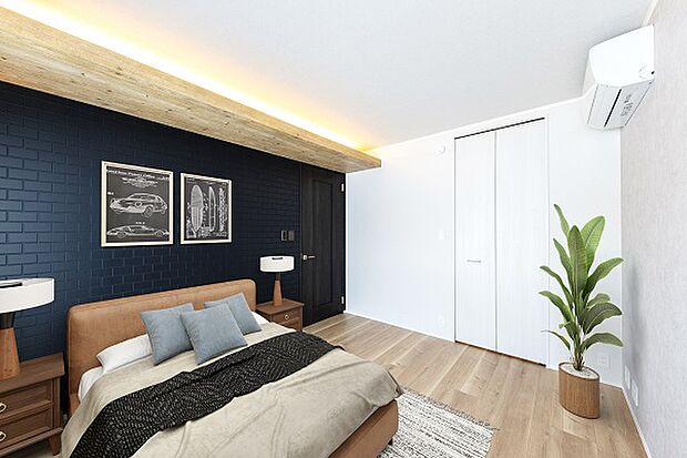 【加工後 主寝室】2024年2月撮影（※画像は実際の写真に調度品をCG合成したものです。写真の中の調度品は販売価格に含まれません。）