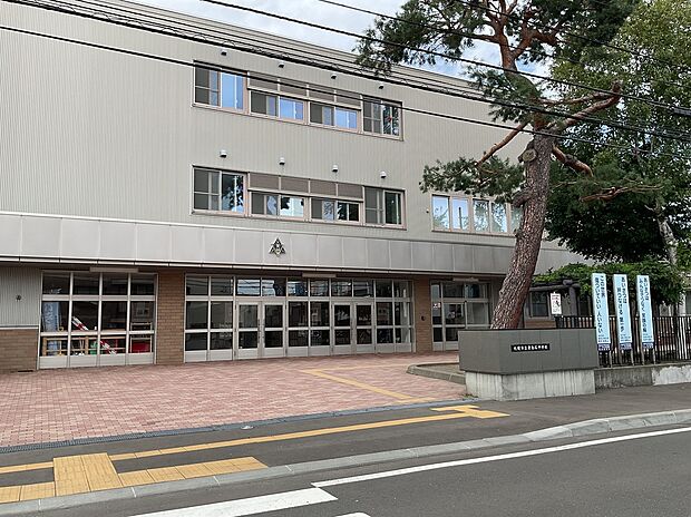 東白石中学校(2026年9月撮影)