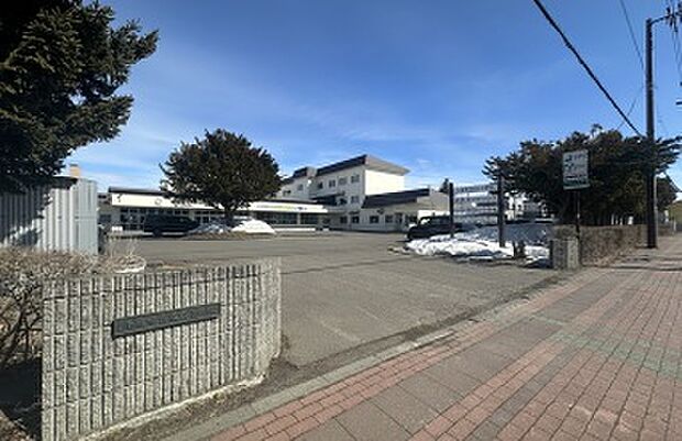 末広小学校（2026年3月撮影）