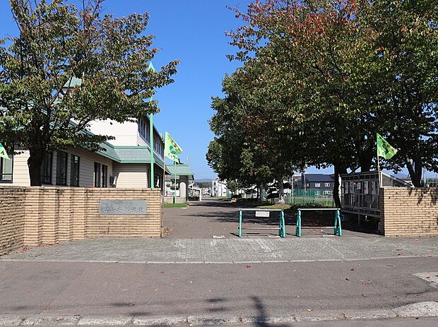 倶知安小学校(2025年10月撮影)