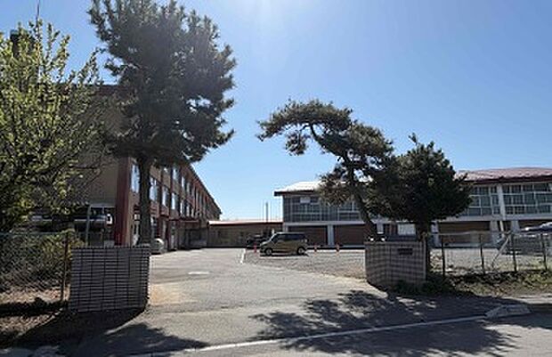赤川中学校