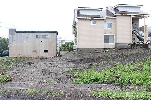 【【区画3】正面】177.17m2(53.59坪)の広々宅地(2026年7月撮影)
