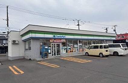 ファミリーマート札幌厚別東5条店 徒歩7～8分