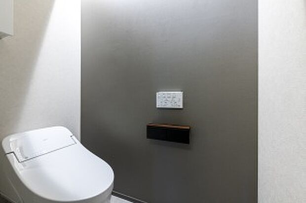 【【No.2】1階トイレ】足をのばしてゆっくりとくつろげる1坪タイプのバスルーム(2025年12月撮影)