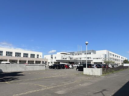 青翔中学校 徒歩15分