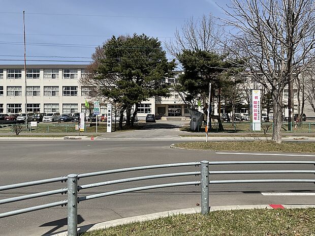 美園小学校