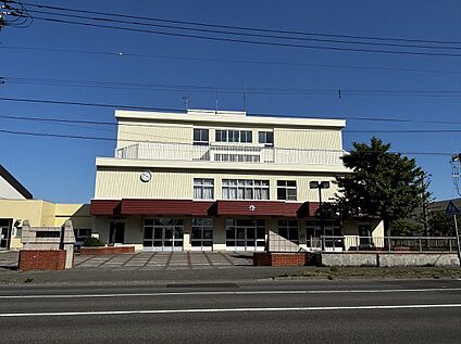 八軒中学校 徒歩18分