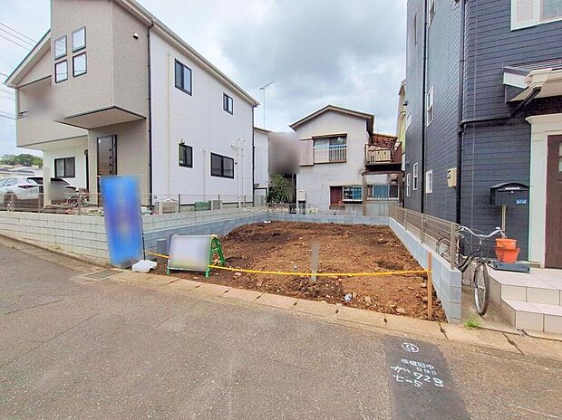 ☆現地の様子☆
周辺環境充実&暮らしを彩る充実の設備♪
高耐久・高性能、災害に強い家、心から安らげる住まいです。