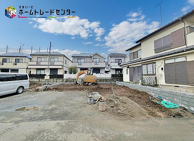 ☆現地の様子☆
小さなお子様の通園・通学も安心のエリア
　保育園歩５分　小学校歩13分！
南東道路に面し、陽当り良好です♪