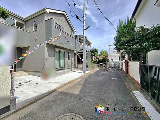 【☆前面道路の様子☆】カースペース２台可能です♪
この街で・この家で暮らしたいと思わせる理由を是非現地でお確かめ下さい。