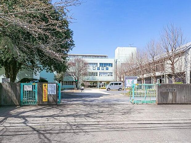 新座市立栄小学校（約900m）