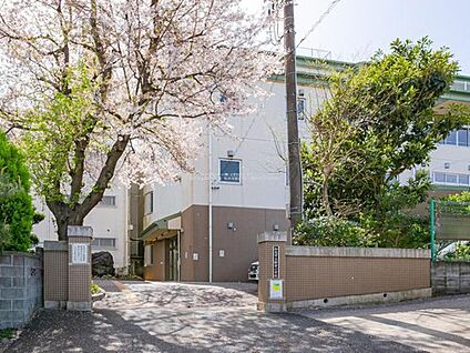 和光市立新倉小学校 850ｍ(徒歩11分)