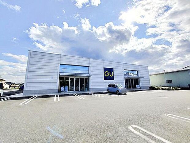 ジーユーふじみ野店（約1,130m）