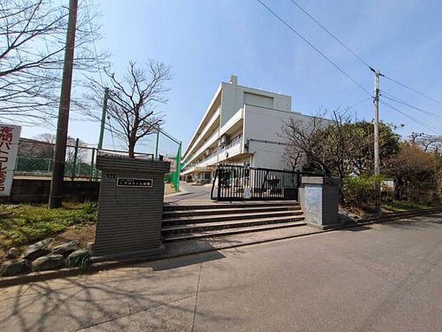 志木市立志木中学校（約720m）