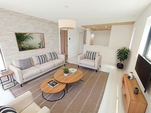 【☆Livingroom☆】自然光がたっぷり室内に降り注ぎ、居心地のよいリビング。ご家族の楽しい笑い声が聞こえてきそうです。
※家具をCGで加工しています。家具付き販売ではございません。
