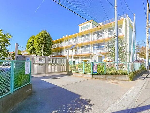 ふじみ野市立福岡小学校(約240m)