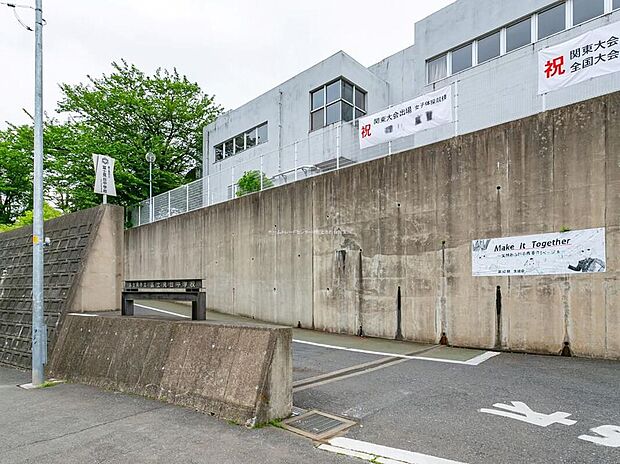 富士見市立富士見台中学校（約2,100m）