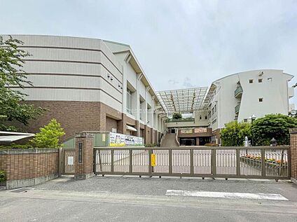 朝霞市立朝霞第一中学校 950m(徒歩12分)