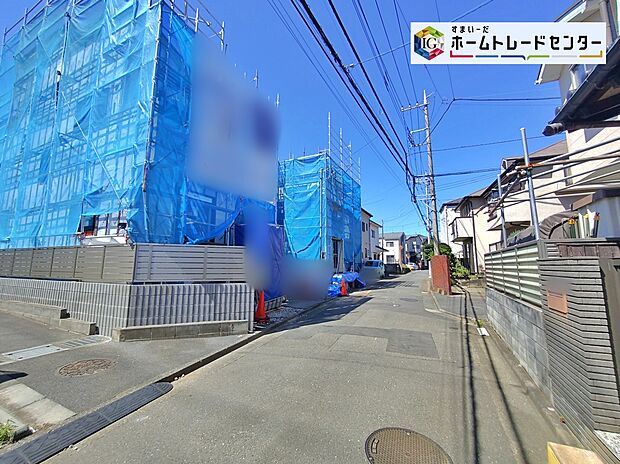 【☆前面道路の様子☆ 】カースペースございます。
この街で・この家で暮らしたいと思わせる理由を是非現地でお確かめ下さい。
