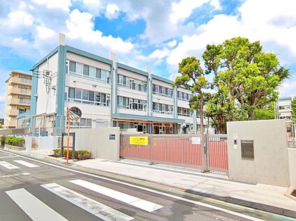 板橋区立志村第六小学校 600ｍ(徒歩8分)