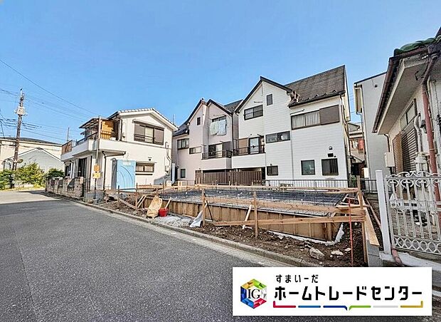 ご予約をいただければ、もちろん平日や夜間でもご案内は可能です。お仕事の形態が多様化しておりますので、決まったお時間では中々身動きが取れないお客様も多いかと思います。お気軽にお申し出ください。